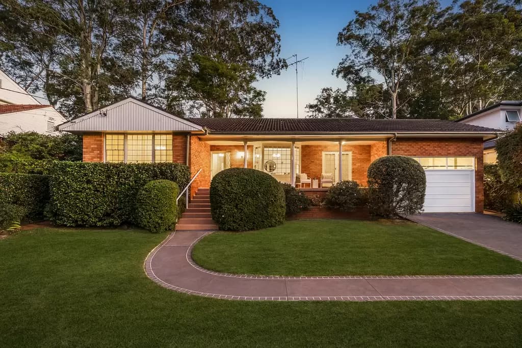 23 Finlay Avenue, Beecroft, Beecroft - Image 1