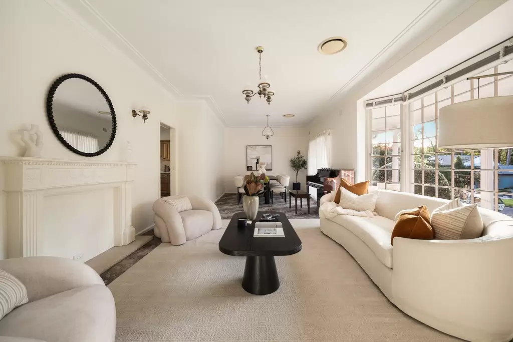23 Finlay Avenue, Beecroft, Beecroft - Thumbnail 2