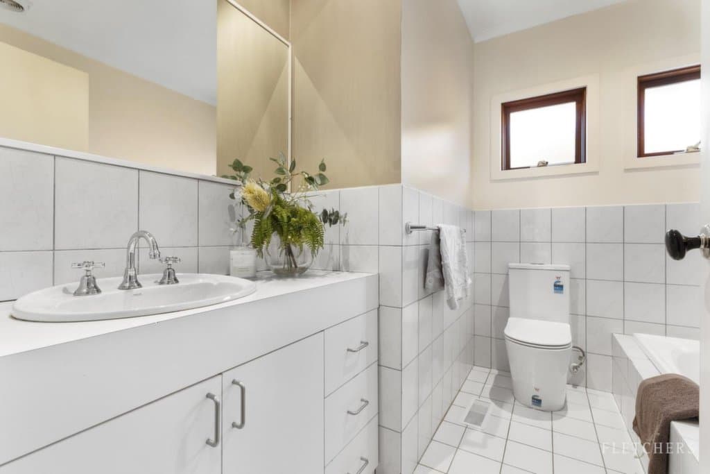 12A Doulton Road, Blackburn - Thumbnail 8