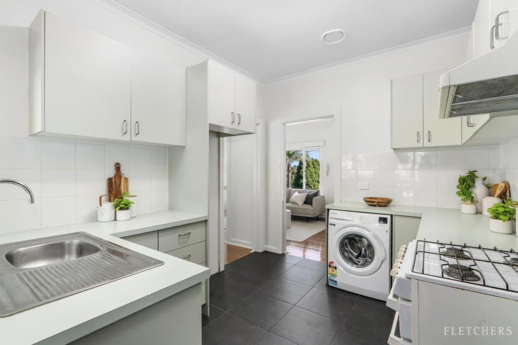 4/20 Chaucer Crescent, Canterbury - Thumbnail 5