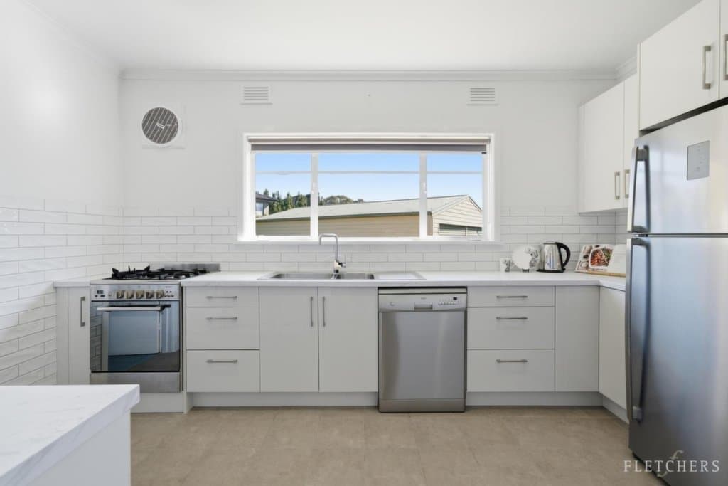 5 Yardley Court, Forest Hill - Thumbnail 5