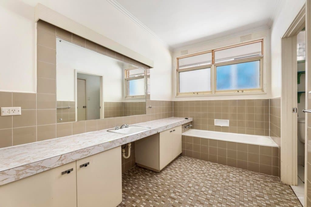 54 Kenny Street, Balwyn North - Thumbnail 7