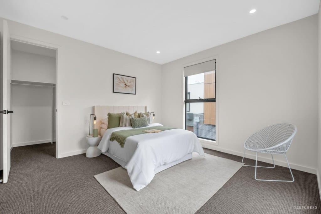 6/2-4 Rathcown Road, Reservoir - Thumbnail 6