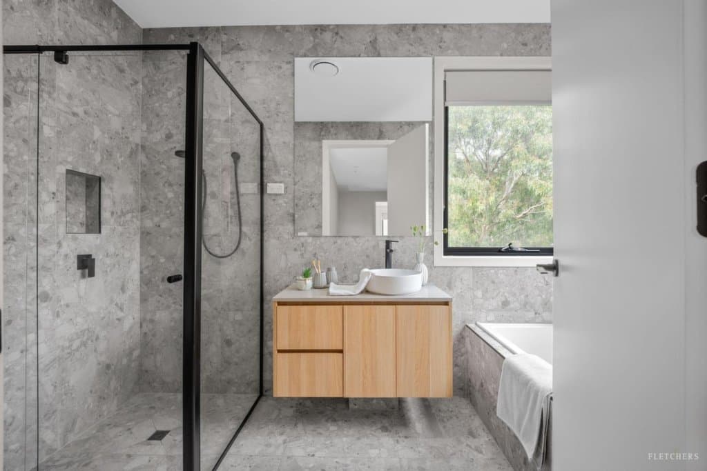 6/2-4 Rathcown Road, Reservoir - Thumbnail 7
