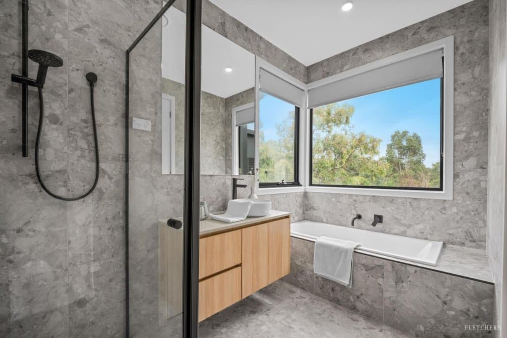 6/2-4 Rathcown Road, Reservoir - Thumbnail 8