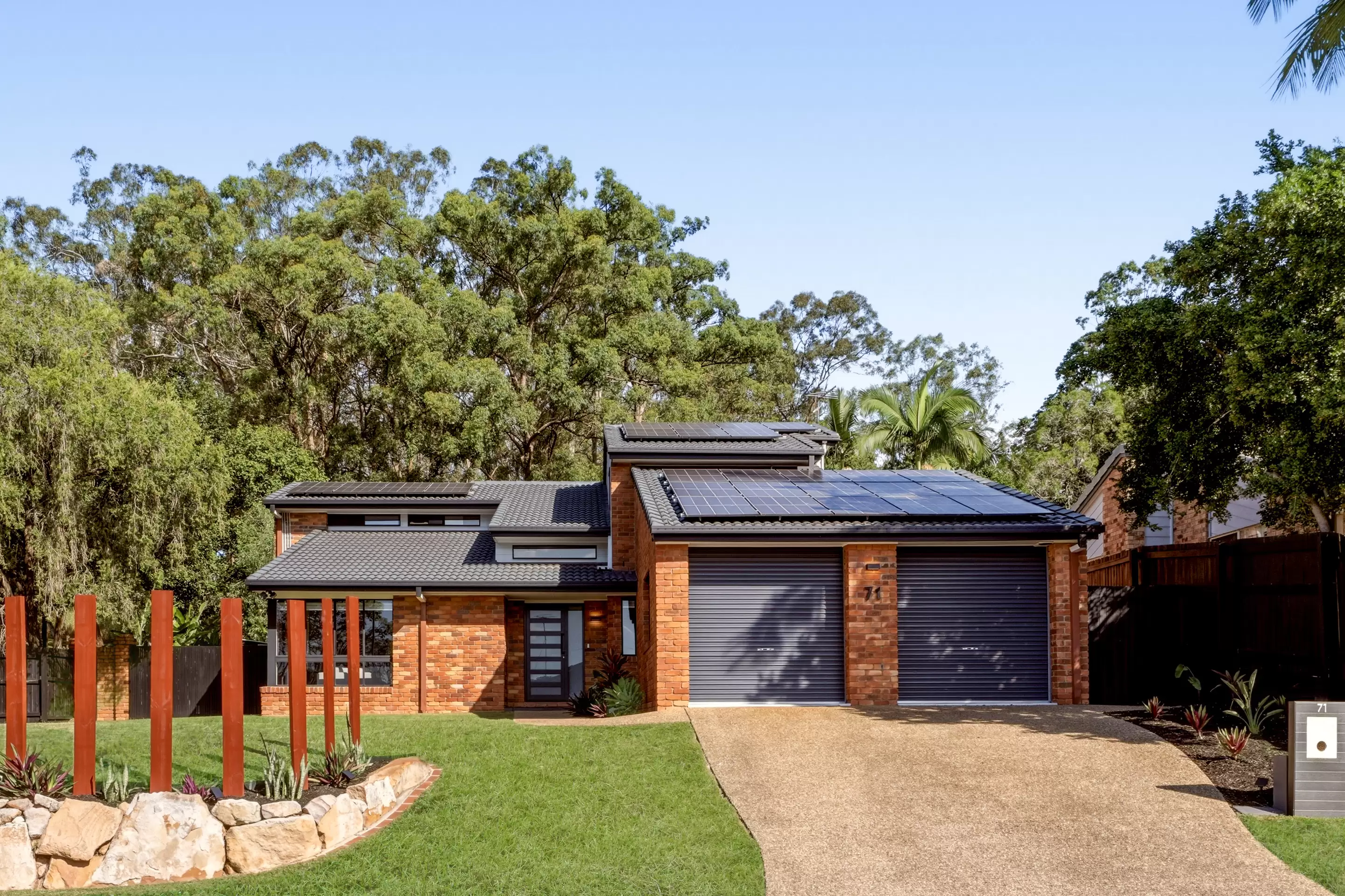 71 Wisteria Crescent, Mount Gravatt East, Mount Gravatt East - Image 1