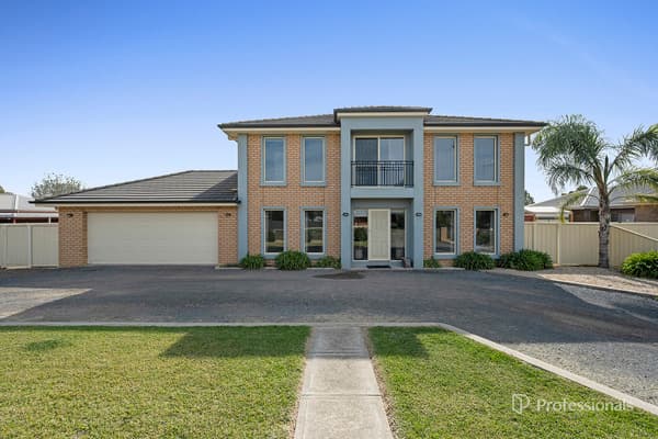 31 Grice Street, Carisbrook VIC 3464, Carisbrook - Image 1