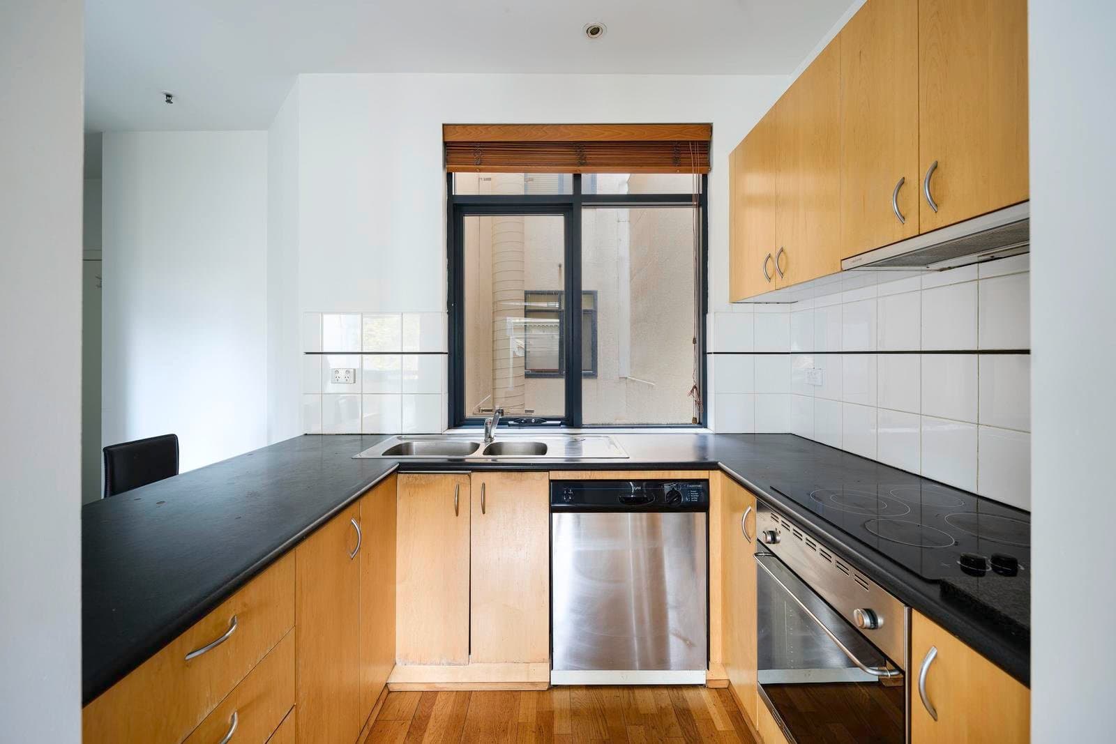 61/18 Queen Street, Melbourne VIC 3000, Melbourne - Thumbnail 6