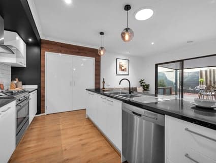 7 Lehmann Grove, Pakenham - Thumbnail 3