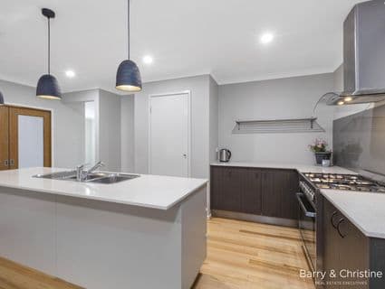 7 Greenway Drive, Pakenham - Thumbnail 2