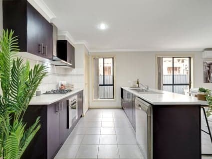 39 Hindmarsh Drive, Manor Lakes - Thumbnail 7