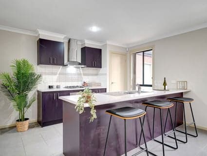 39 Hindmarsh Drive, Manor Lakes - Thumbnail 8