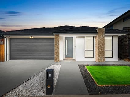 9 Semolina Street, Manor Lakes - Image 1