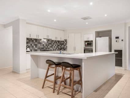 31 Stringy Bark Circuit, Pakenham - Thumbnail 4