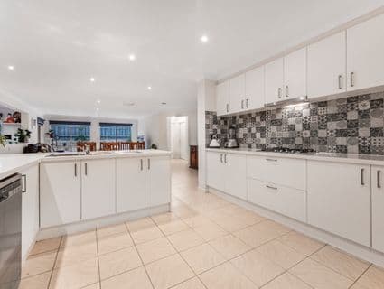 31 Stringy Bark Circuit, Pakenham - Thumbnail 5