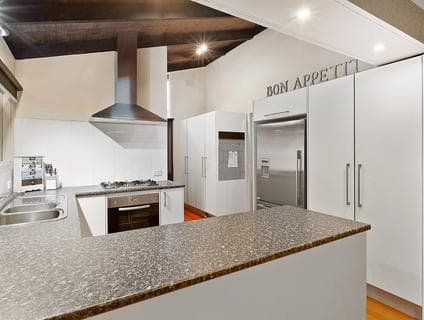 13 Wilson Concourse, Croydon North - Thumbnail 6