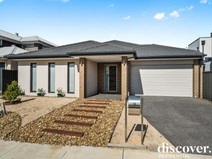 19 Celtic Drive, Cranbourne East - Image 1