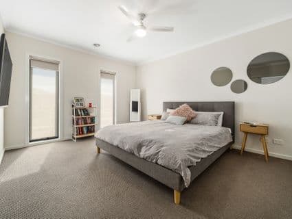 19 Celtic Drive, Cranbourne East - Thumbnail 2