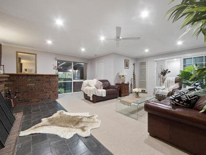 13 Dianella Court, Frankston - Thumbnail 4