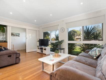 42 Carrington Court, Seaford - Thumbnail 2