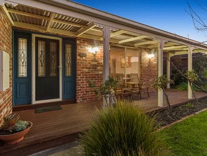 22 Creighton Way, Mornington - Thumbnail 2