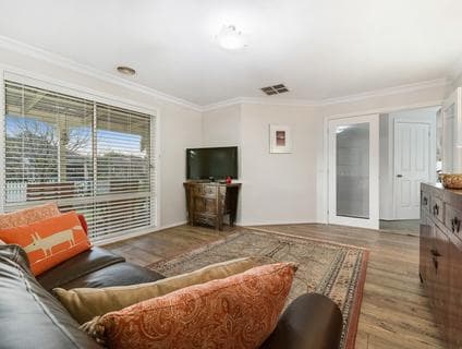 22 Creighton Way, Mornington - Thumbnail 3