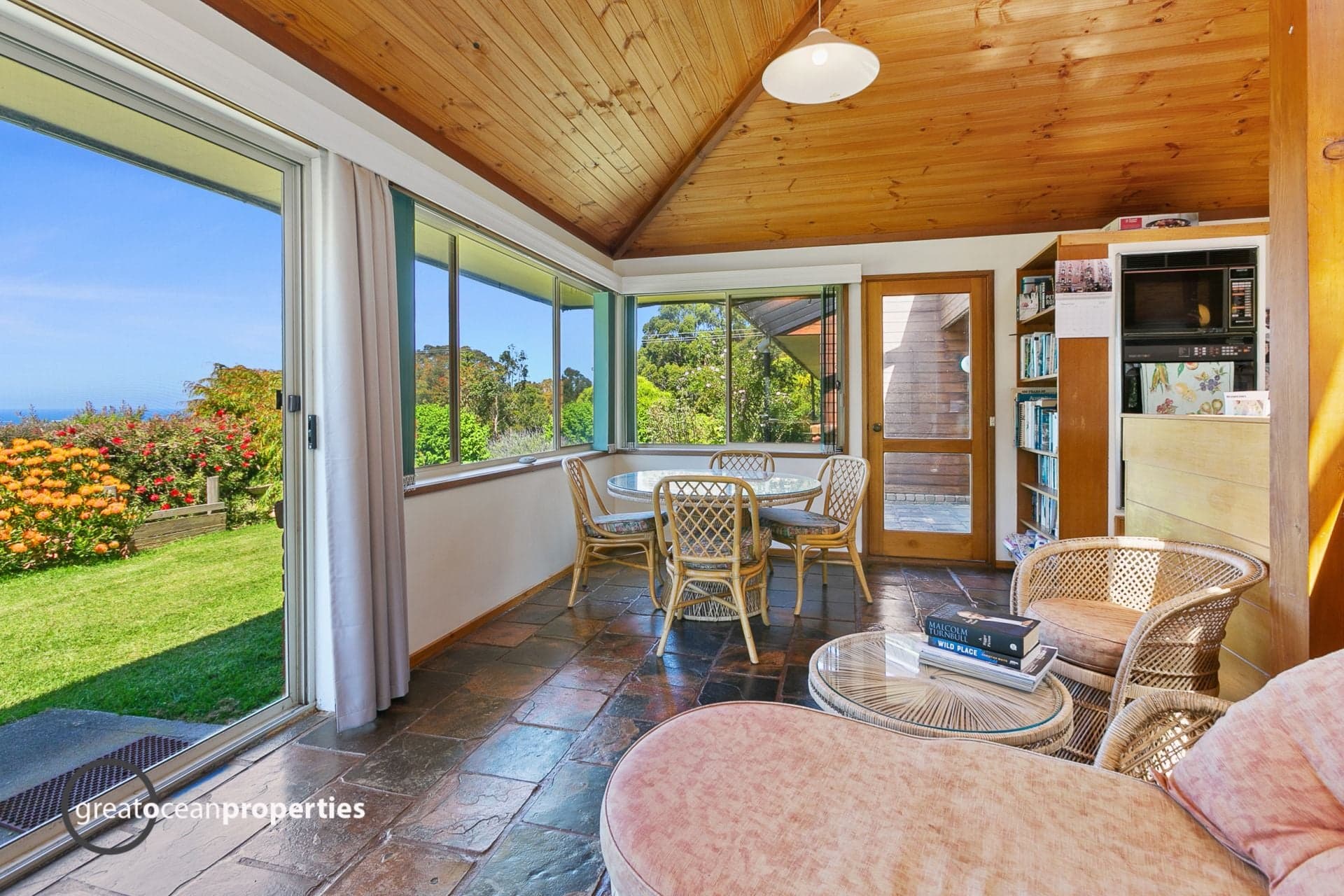 54 Ferrier Drive, Marengo - Thumbnail 6