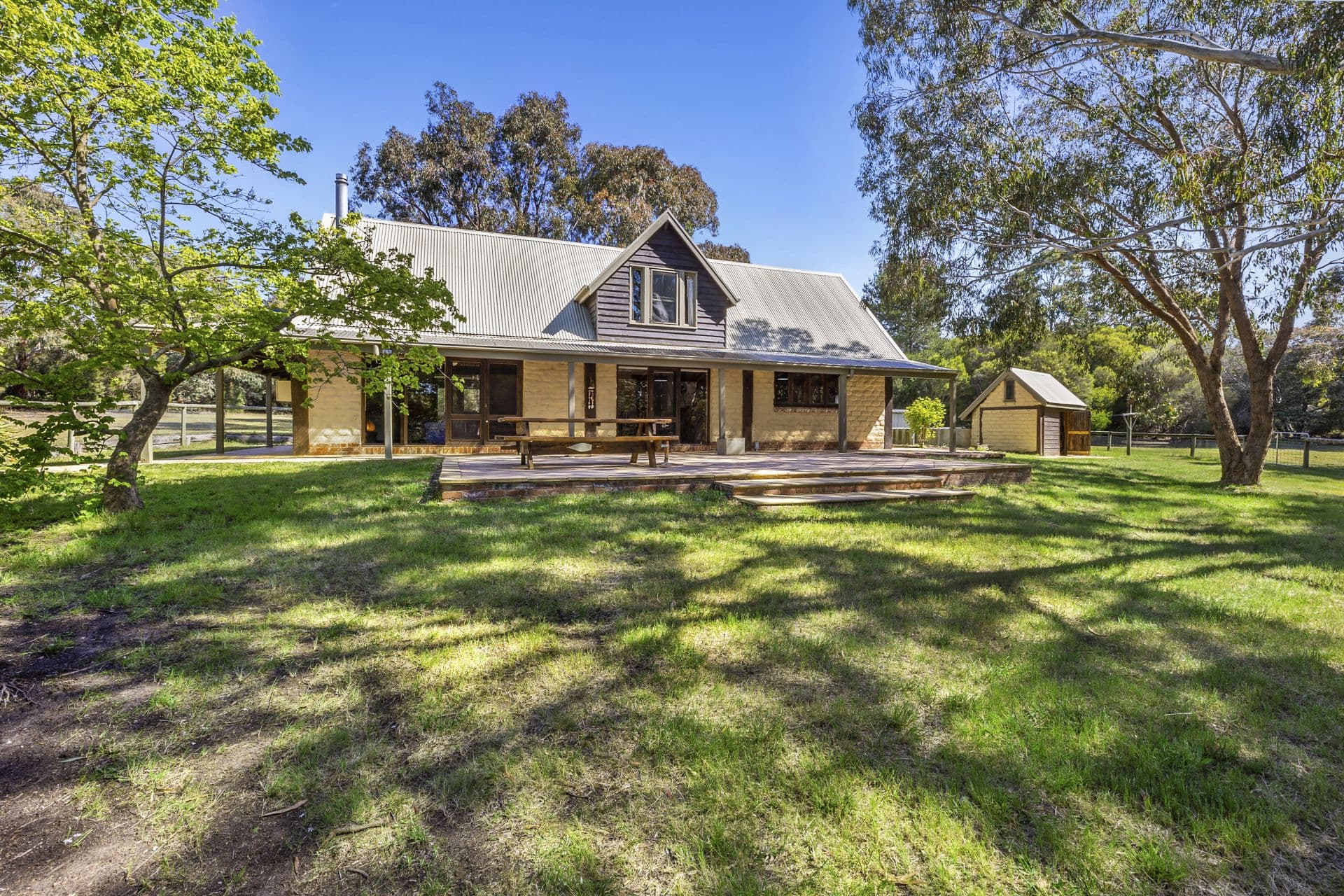 25 Dunloe Court, Bellbrae - Thumbnail 2