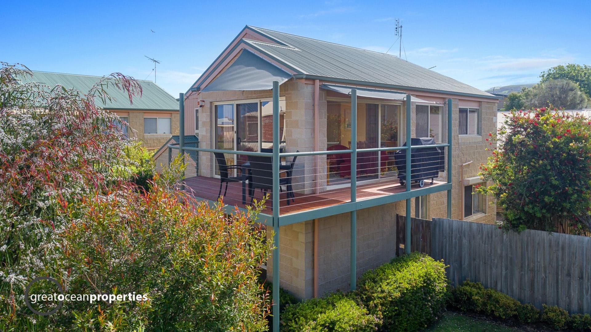 2/10 Murray Street, Apollo Bay - Thumbnail 3