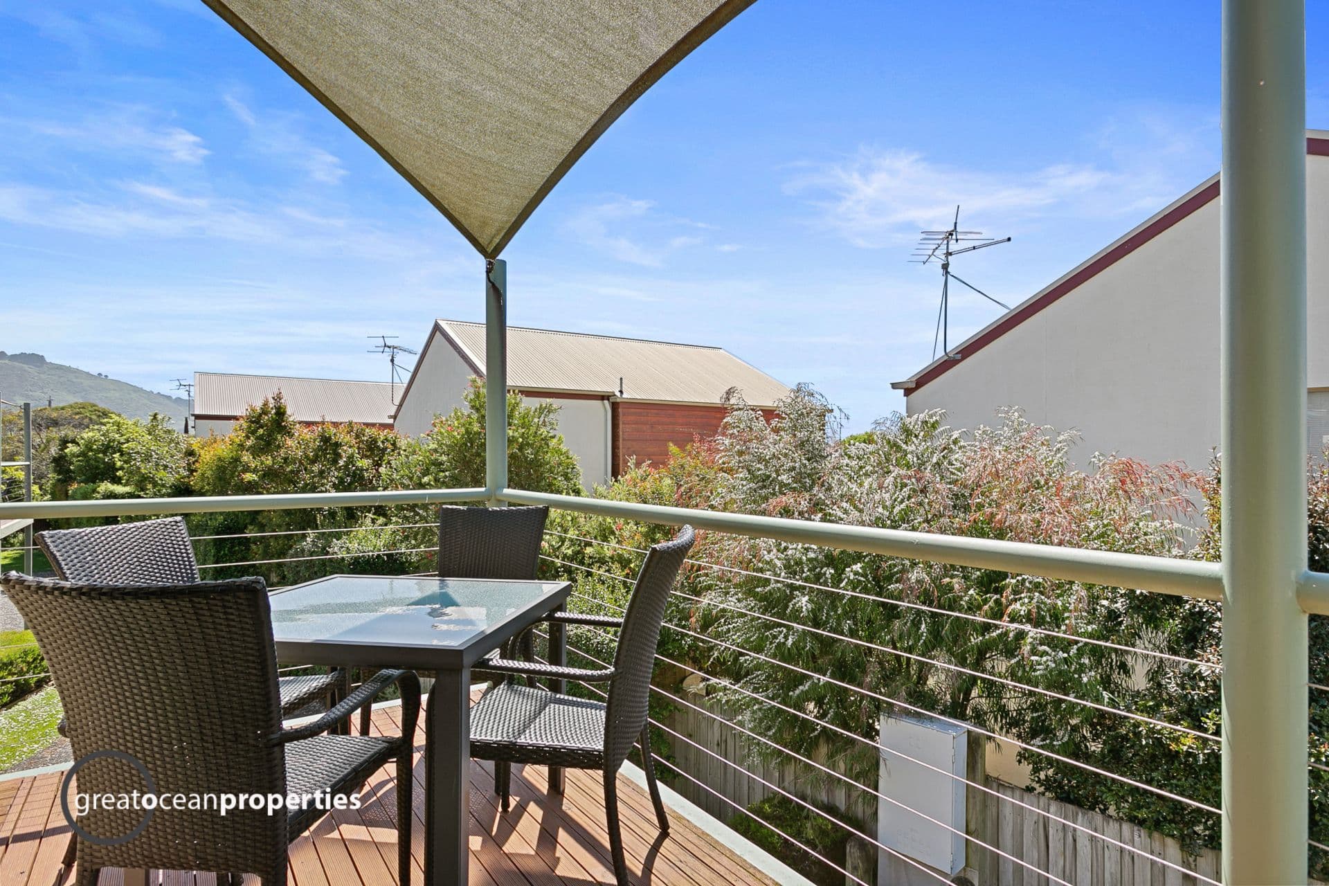 2/10 Murray Street, Apollo Bay - Thumbnail 6
