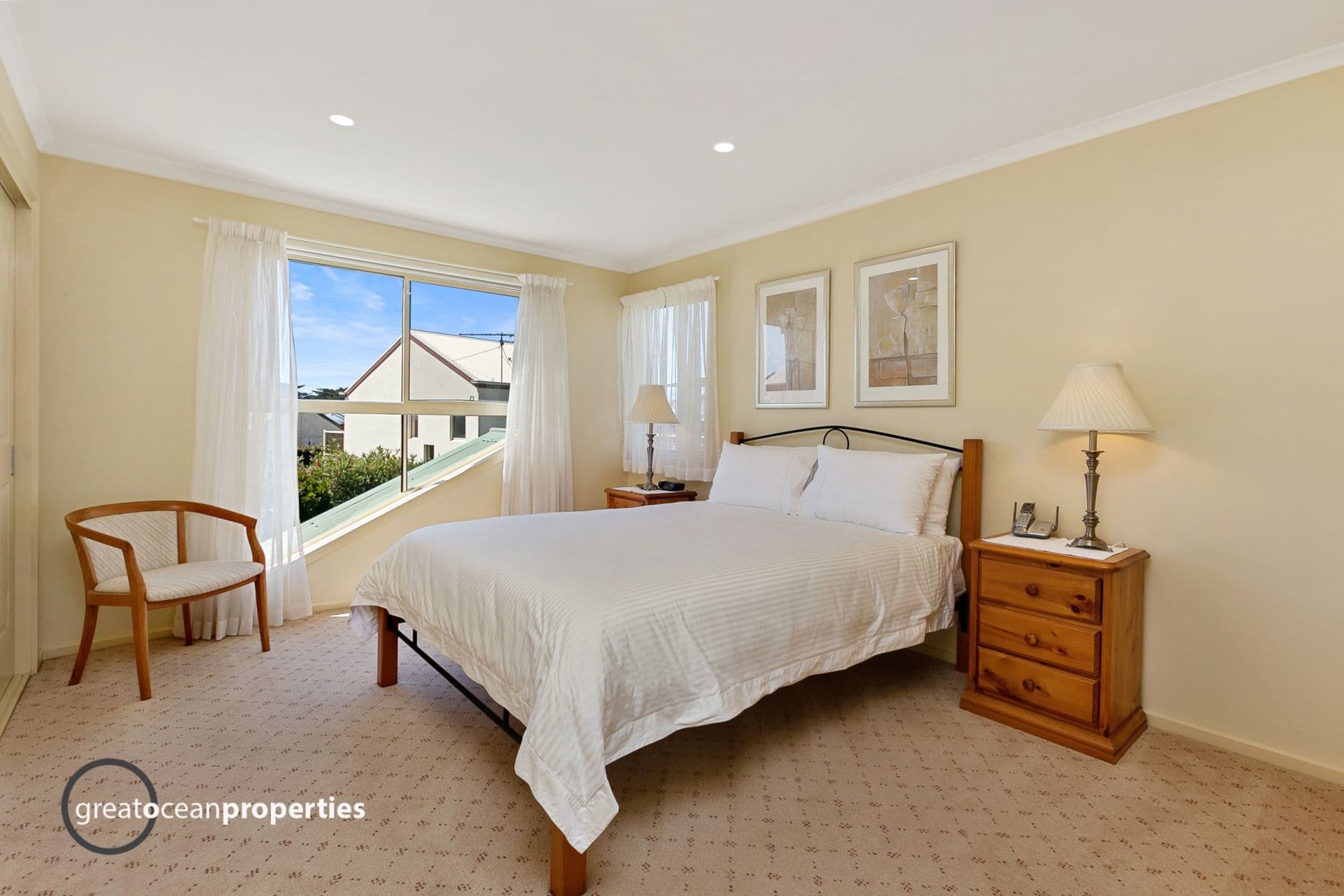 2/10 Murray Street, Apollo Bay - Thumbnail 8