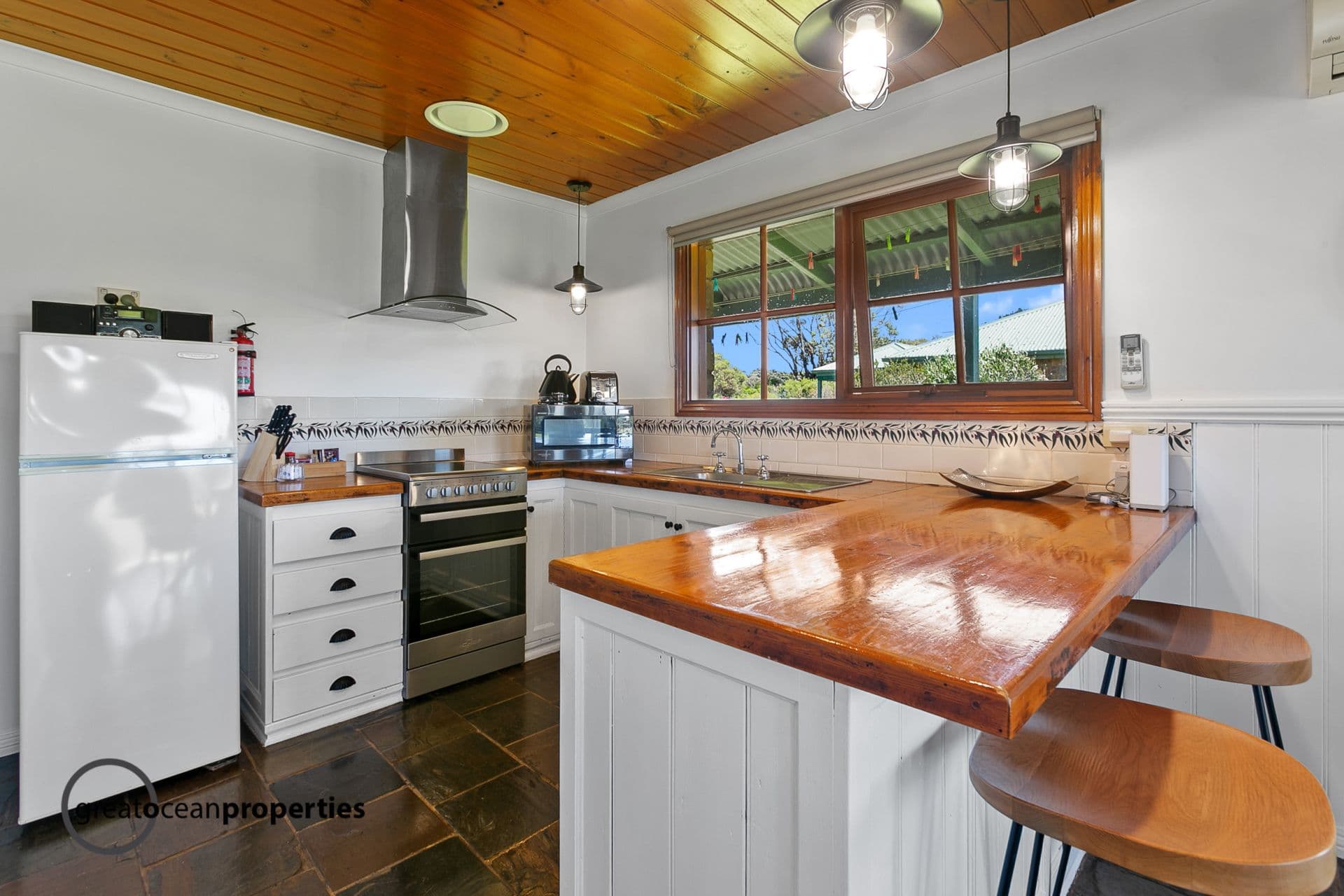 3/2-6 Great Ocean Road, Marengo - Thumbnail 6