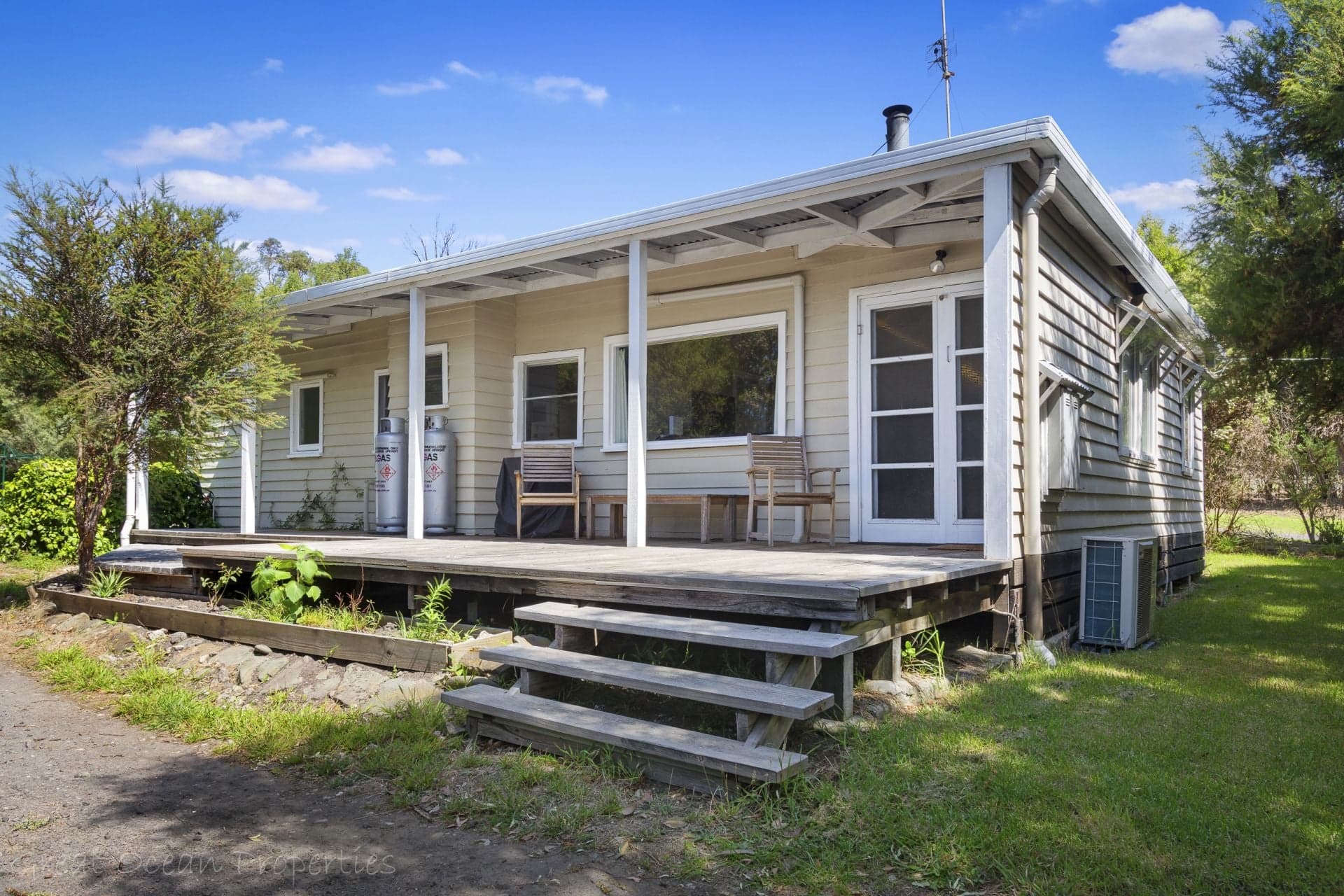 19 Great Ocean Road, Marengo - Thumbnail 2