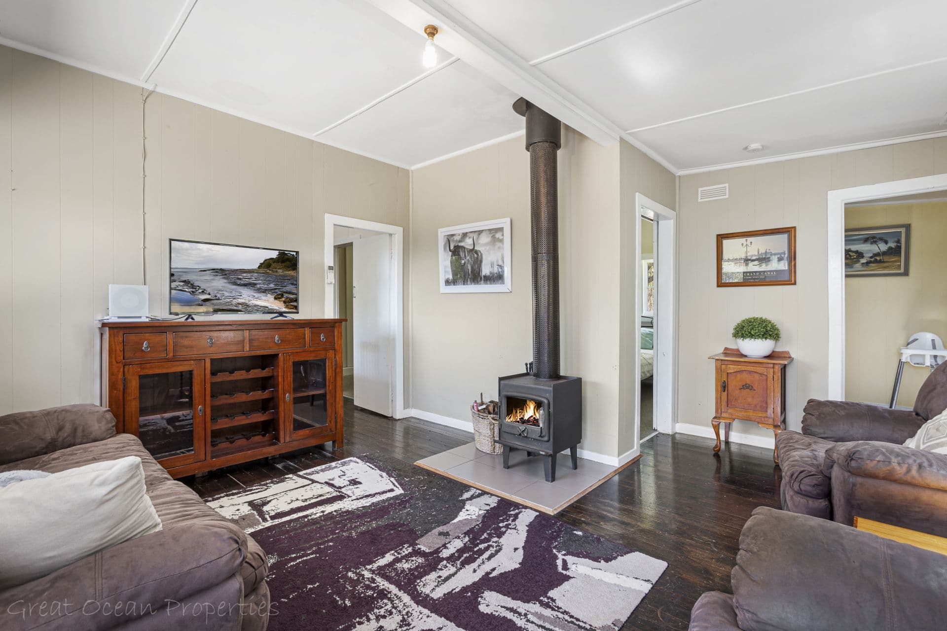 19 Great Ocean Road, Marengo - Thumbnail 3