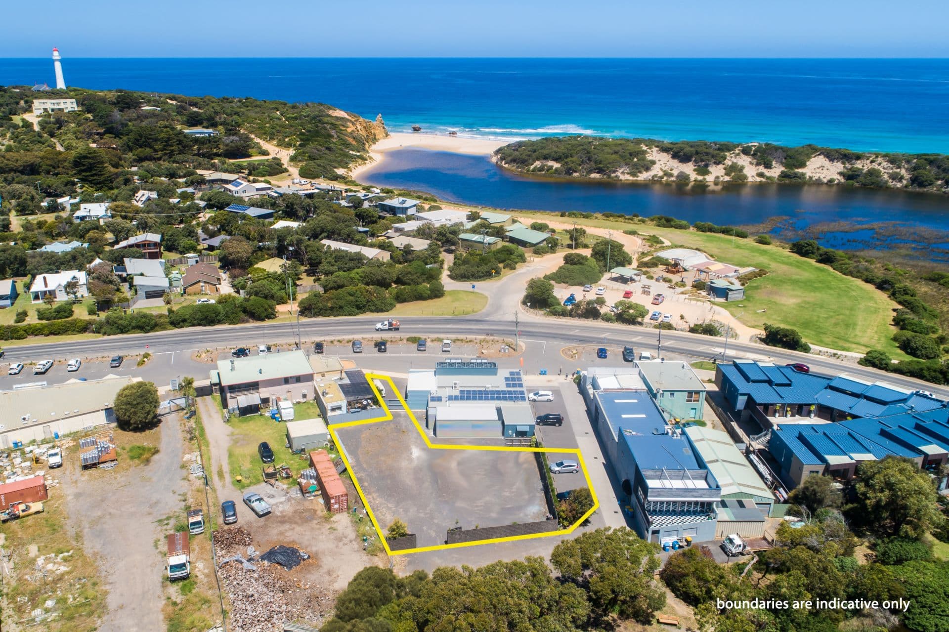 2/83 Great Ocean Road, Aireys Inlet - Thumbnail 2