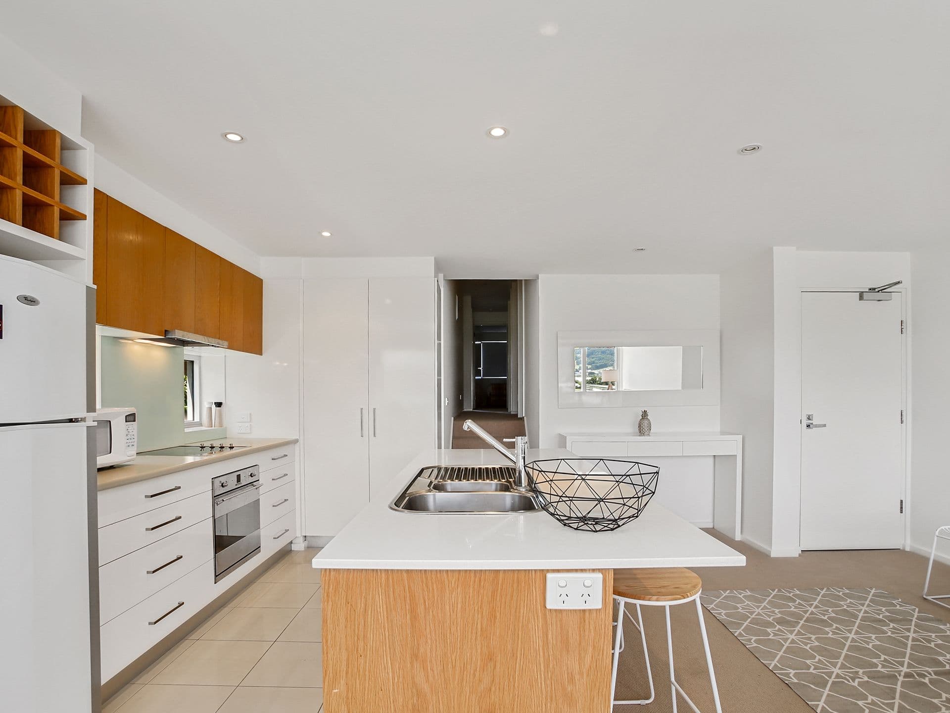9/17-19 Nelson Street, Apollo Bay - Thumbnail 6
