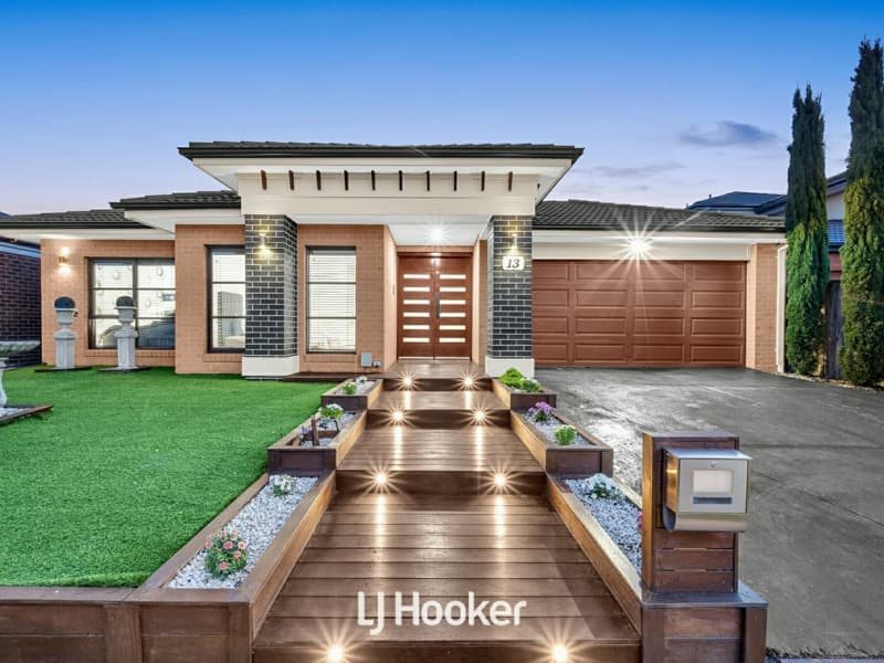 13 Woodstock Drive, Cranbourne North, Cranbourne North - Image 1