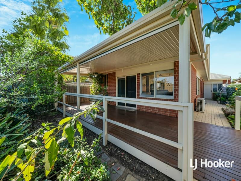 1A Horley Tce, Kilburn, Kilburn - Image 1