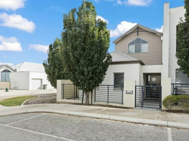 1 Kitson Turn, Clarkson, Clarkson - Image 1