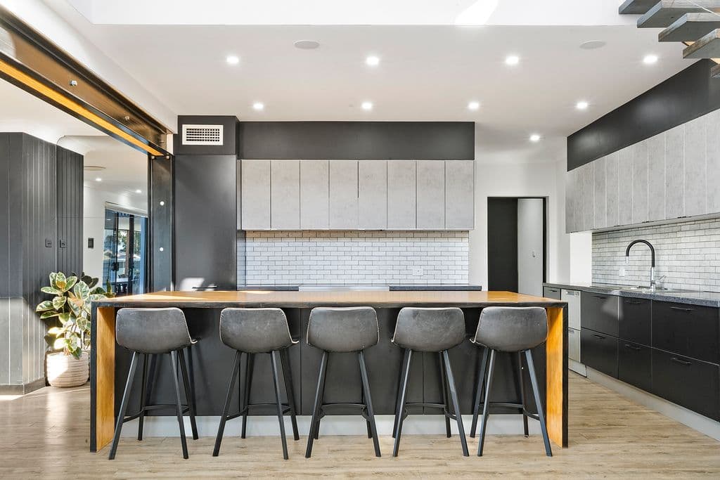 22 Pleasant View Close, Albion Park - Thumbnail 2