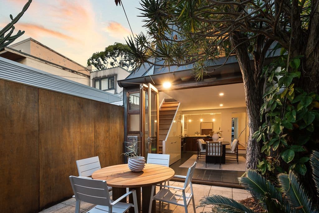 13 Buckland Street, Alexandria - Thumbnail 3