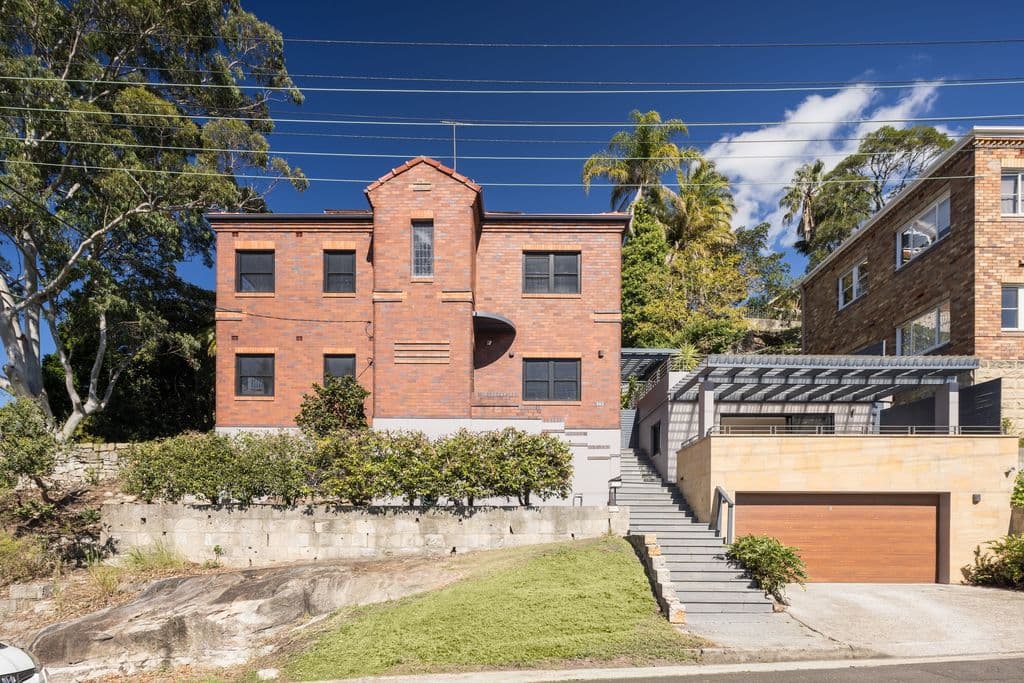 34D Pine Street, Cammeray - Image 1
