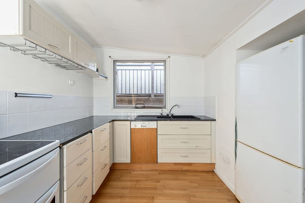52 Buttenshaw Drive, Coledale - Thumbnail 2