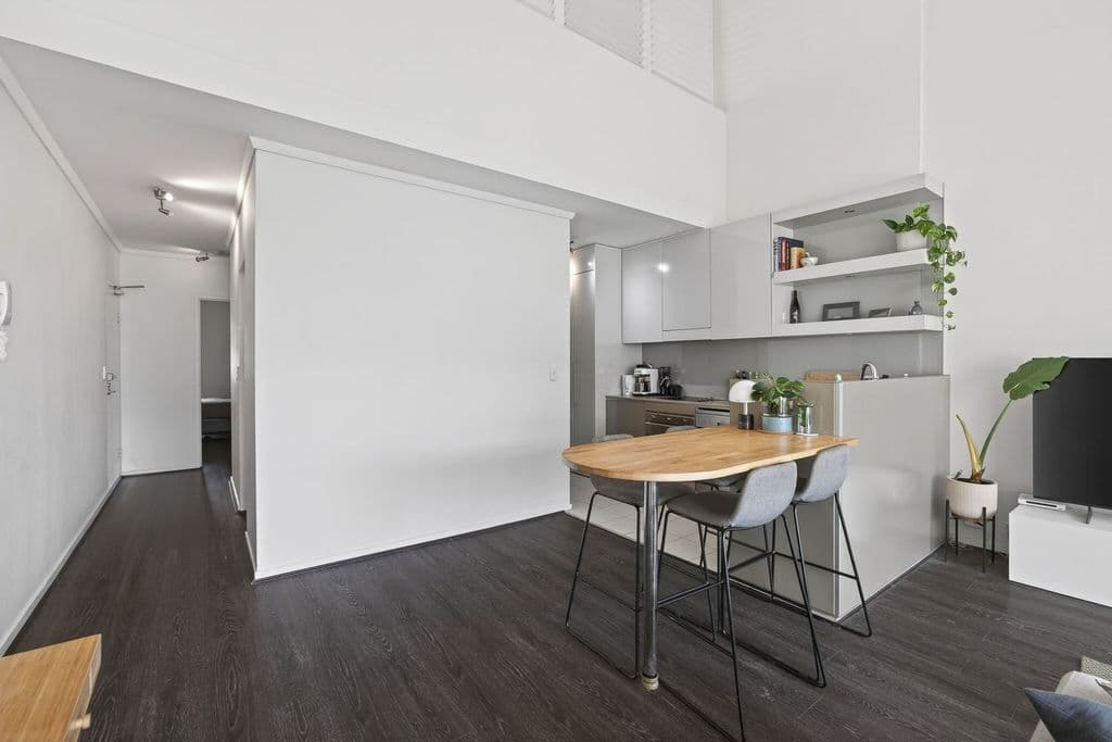 77/20 Eve Street, Erskineville - Thumbnail 3