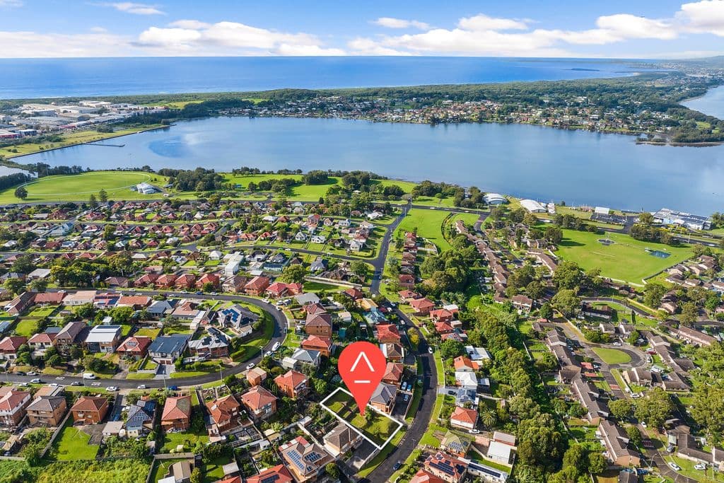 11 Jackson Avenue, Warrawong - Thumbnail 4