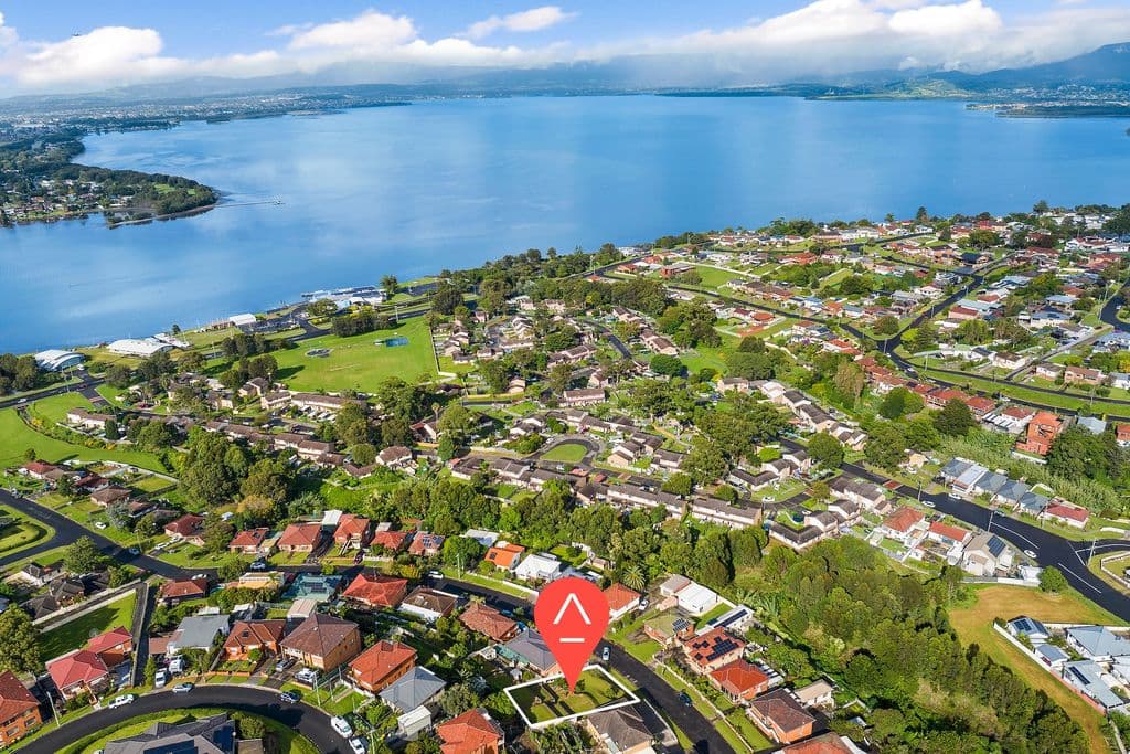 11 Jackson Avenue, Warrawong - Thumbnail 5