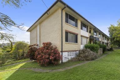 2/34 Oriel Road, CLAYFIELD, QLD 4011, Clayfield - Image 1