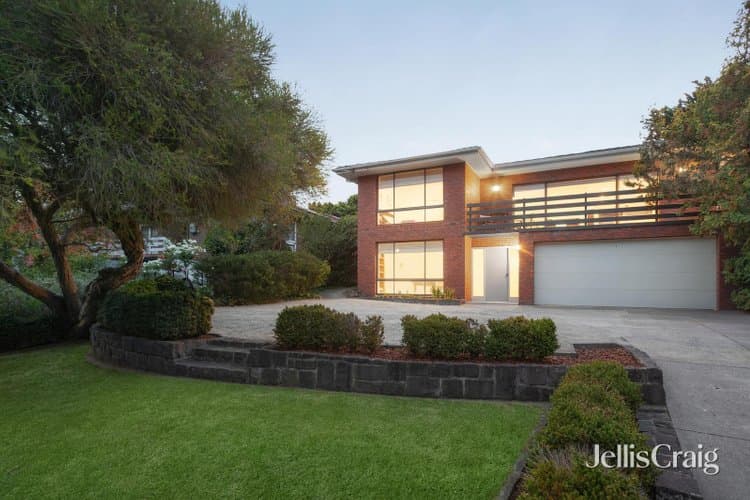 24 McAuley Drive, Rosanna, Rosanna - Image 1