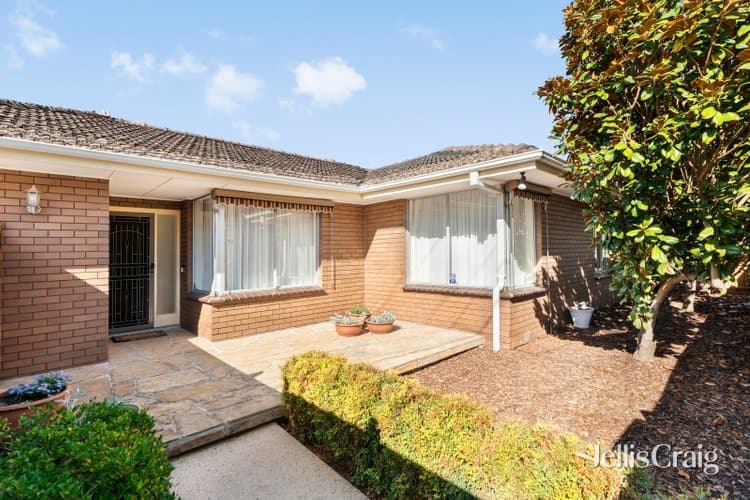 14 Sim Street, Mount Waverley, Mount Waverley - Image 1