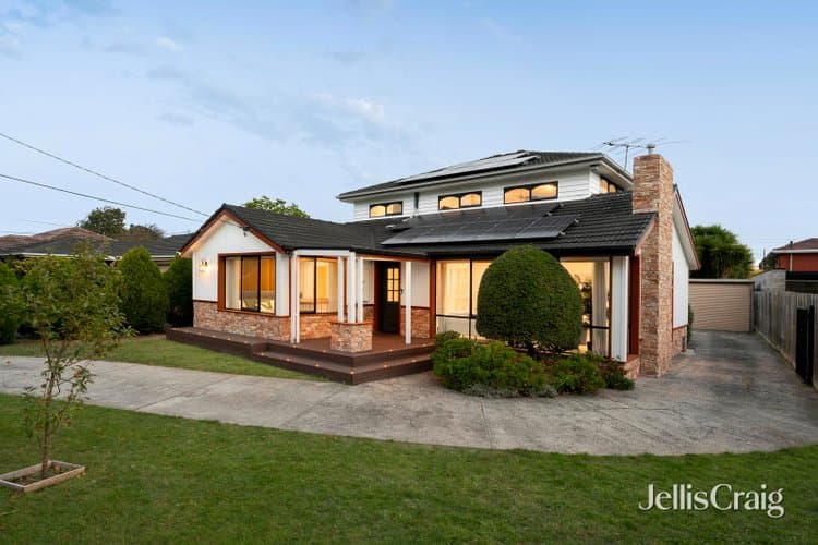 18 Glengariff Drive, Mulgrave, Mulgrave - Image 1
